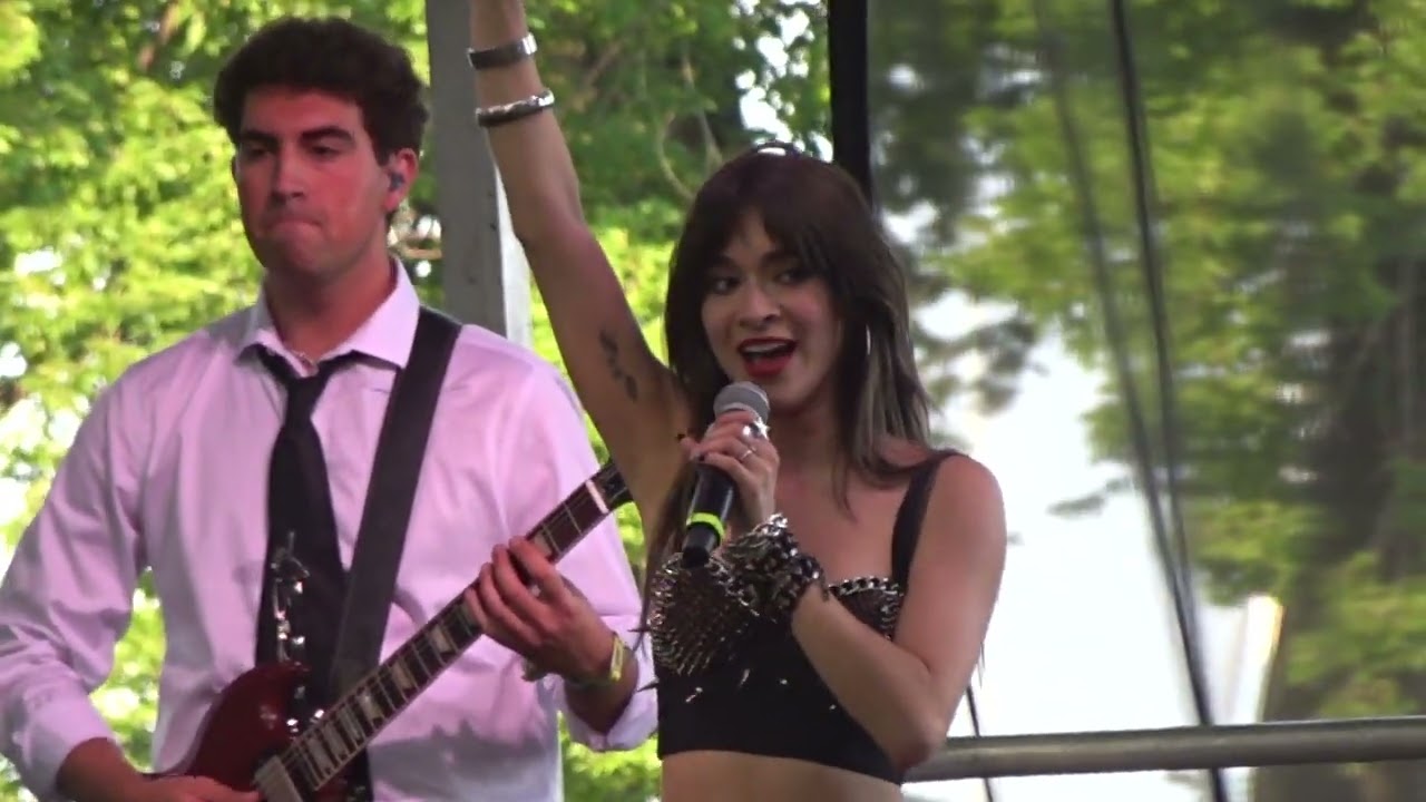 Zoe Ko - Iconagirl- Lollapalooza 2025 - Chicago, IL - 08-02-2025