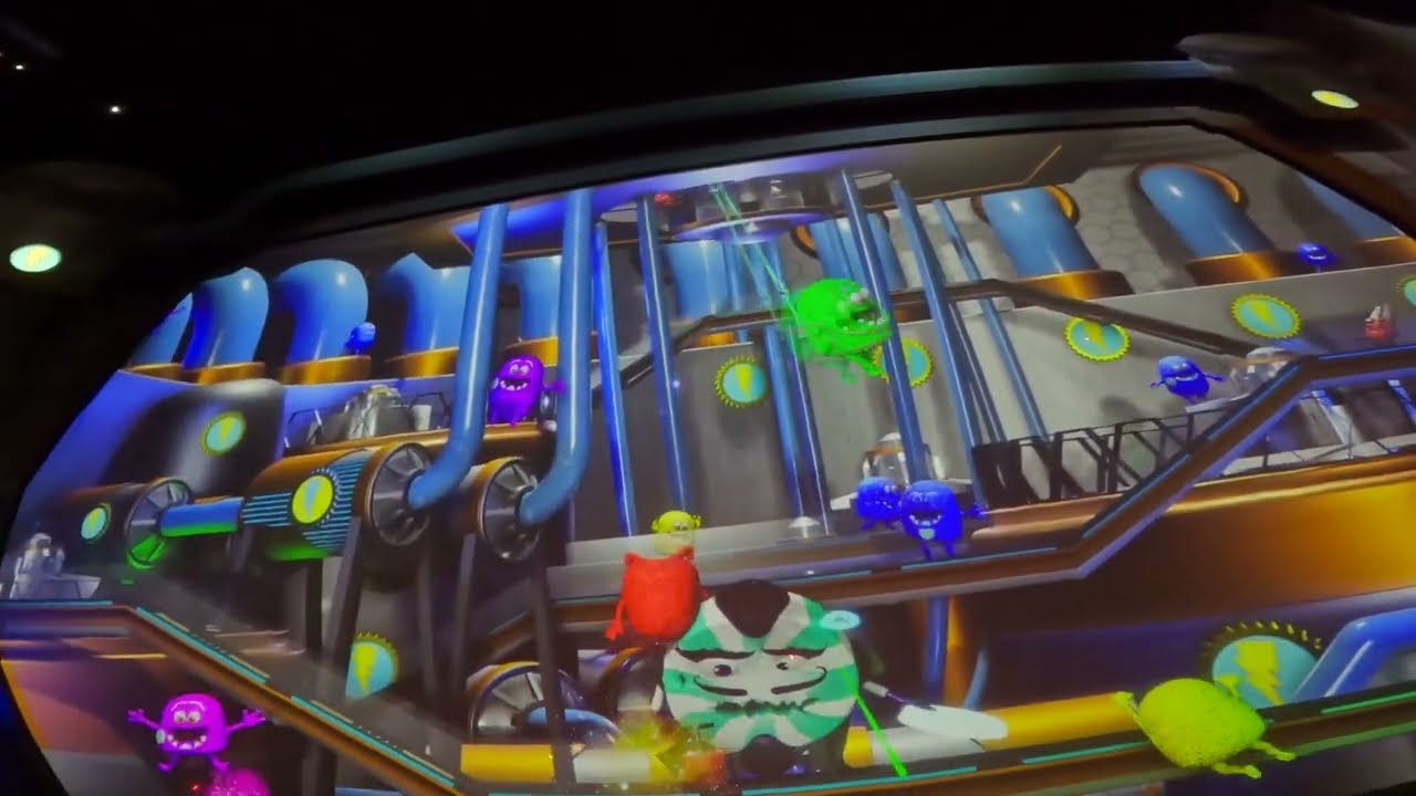 Hershey Park - Reeses Cupfusion ride (POV)