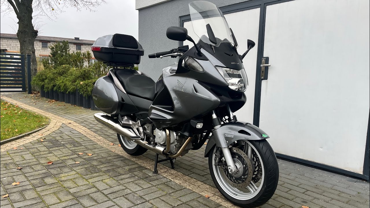 Honda NTV DEAUVILLE 700 MOTWITT Motocykle 