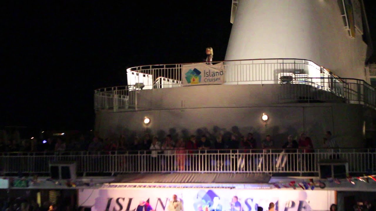Last Final Deck Party on The Island Escape