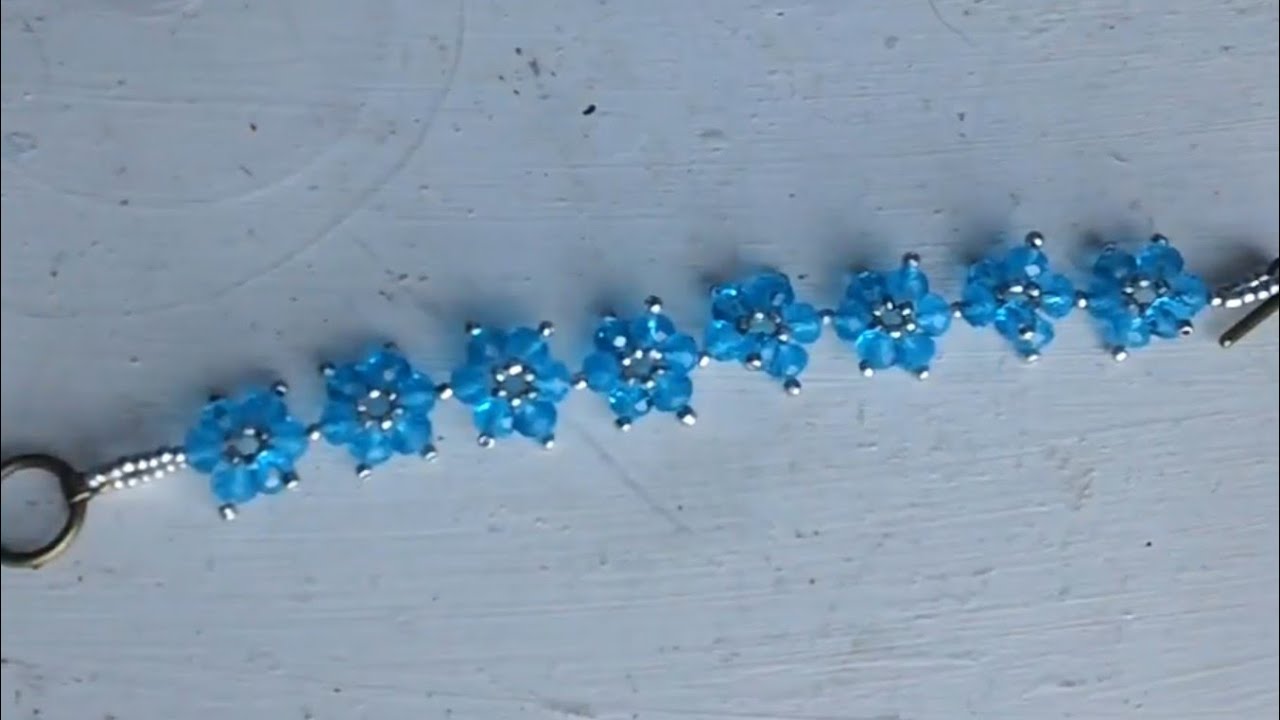 Pulsera de flores de cristal