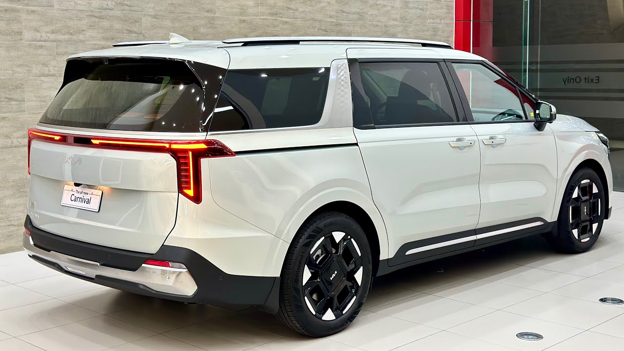Super Comfort MPV ! KIA Carnival 2026 Review Interior and Exterior 