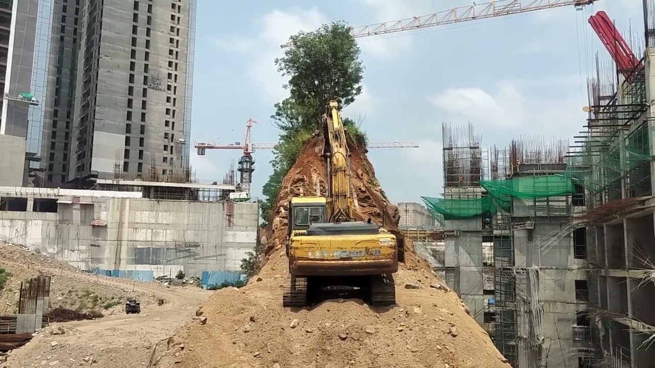 returning wall excavation work ￼