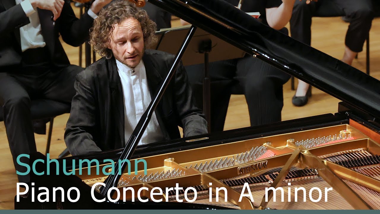Schumann: Piano Concerto in A minor | Martin Helmchen | Christoph Poppen