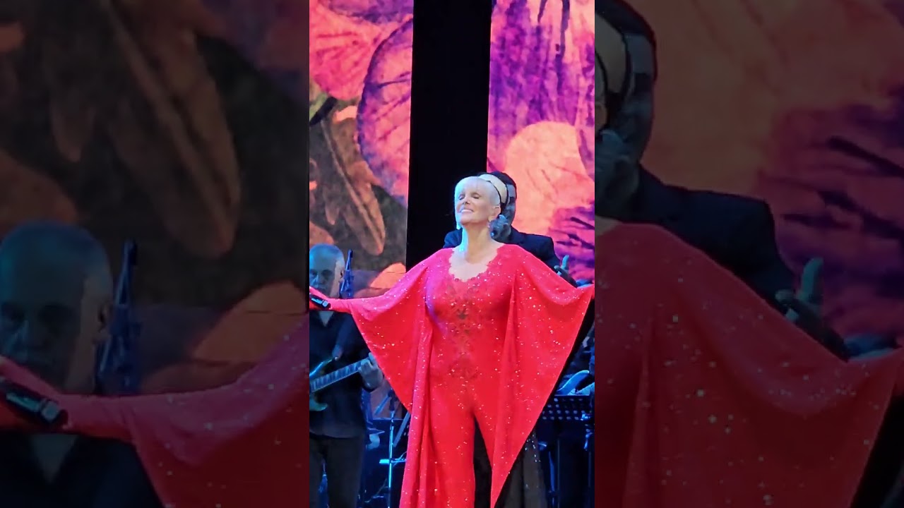 Valeria Lynch, El Regreso, Teatro Gran Rex, 