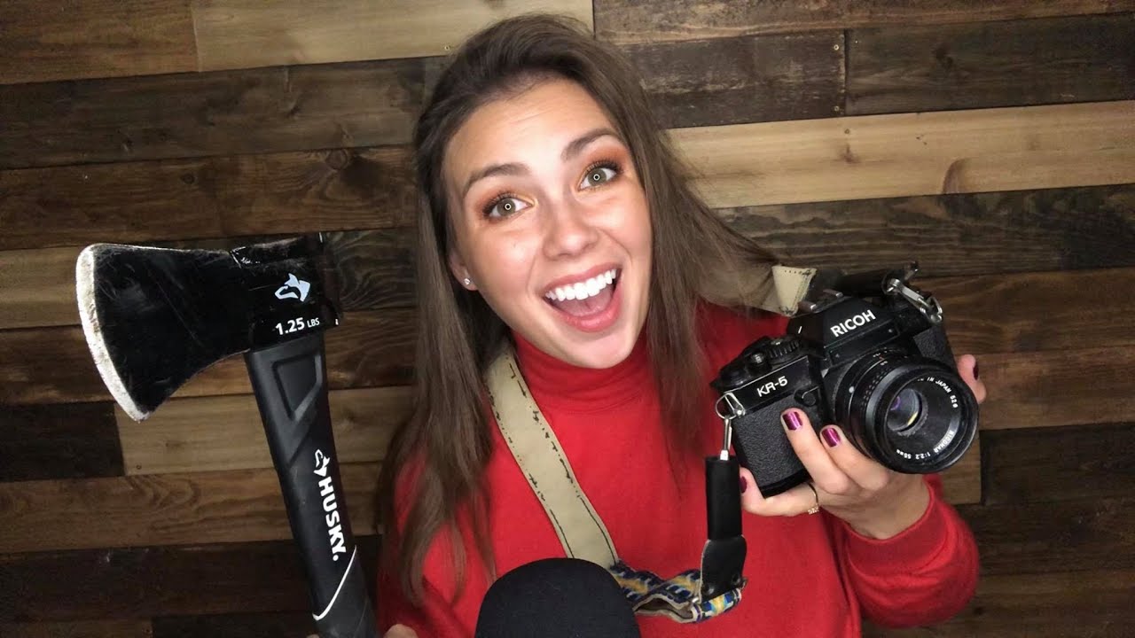 ASMR || COOL 90s MOM Prepares You For HALLOWEEN!👻📸⚒