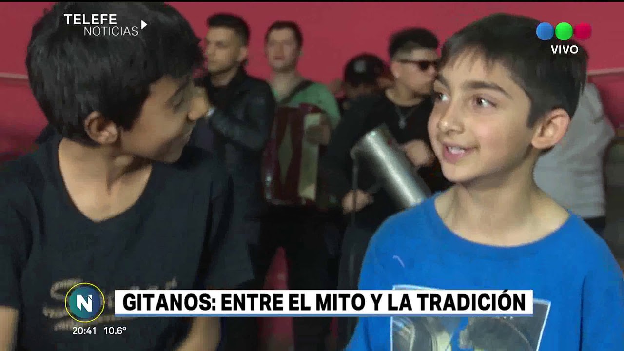 Gitanos entre el mito y  la tradición