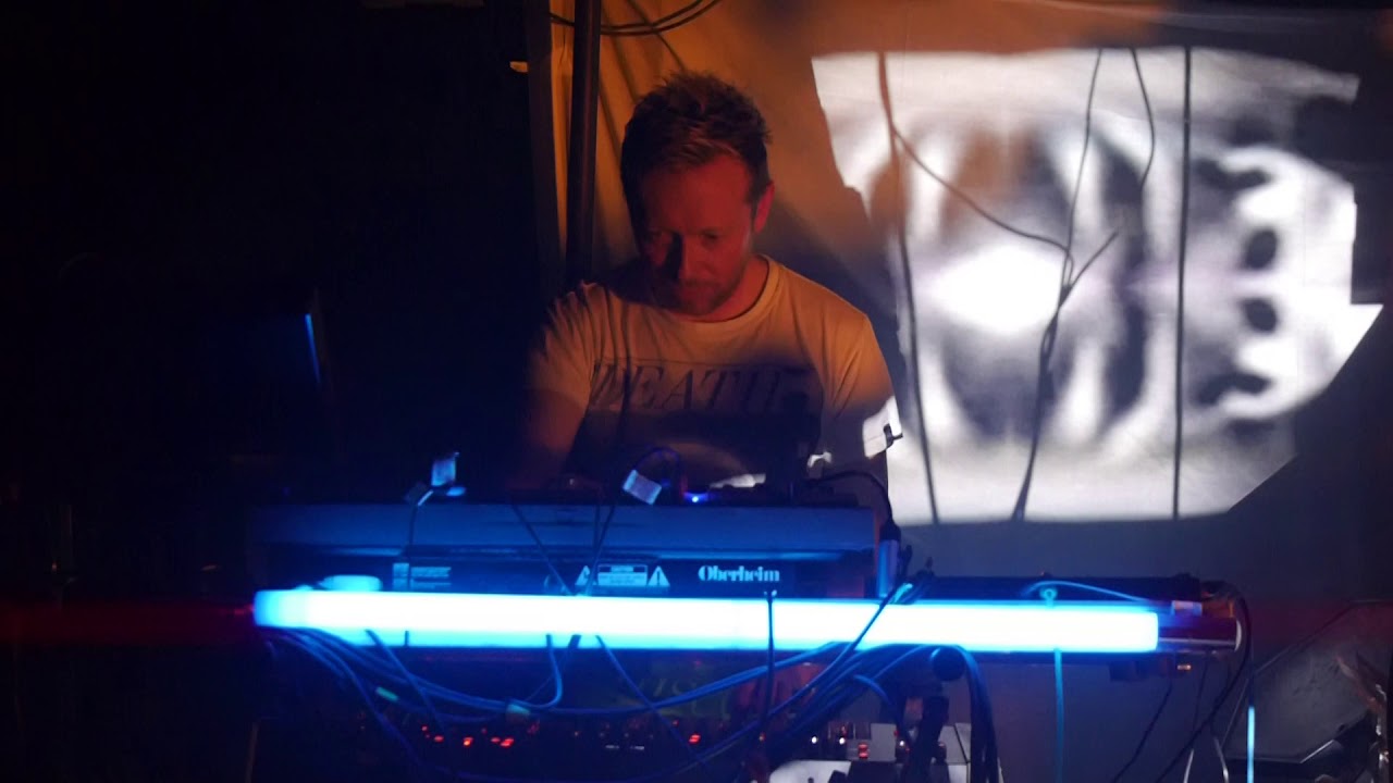 ISYNTH 3 in LILLE: Vile Electrodes - Part 1 (24.4.2015)