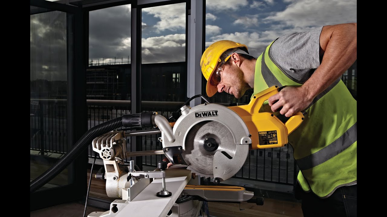 DWS778 - Fierastrau circular DEWALT , 1850W