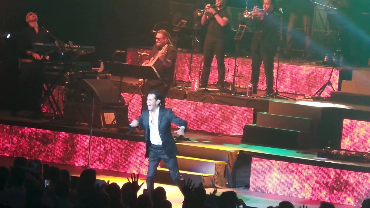 Marc Anthony - Vivir Lo Nuestro (live)