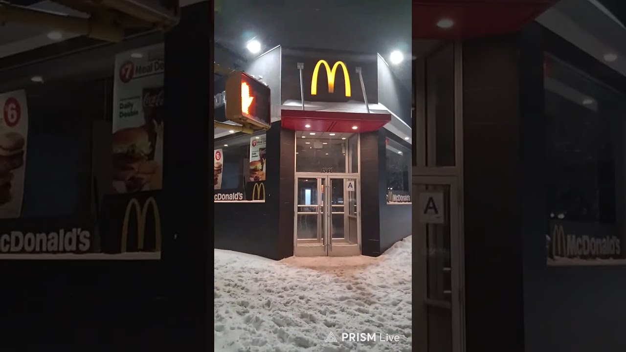 NYC viewing the snow at weschester ave bronx nightime 2026