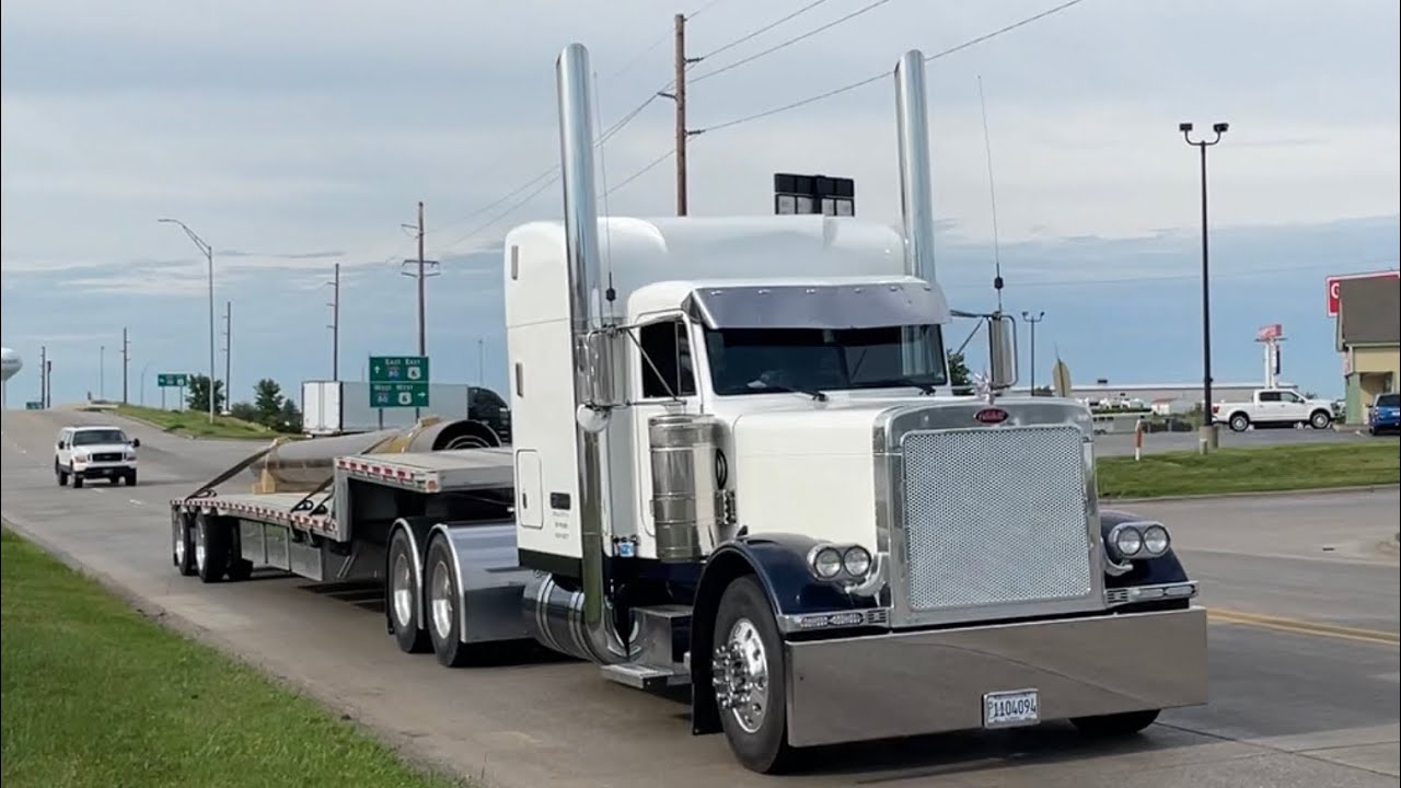 Truck spotting in Walcott part 4 *finale*