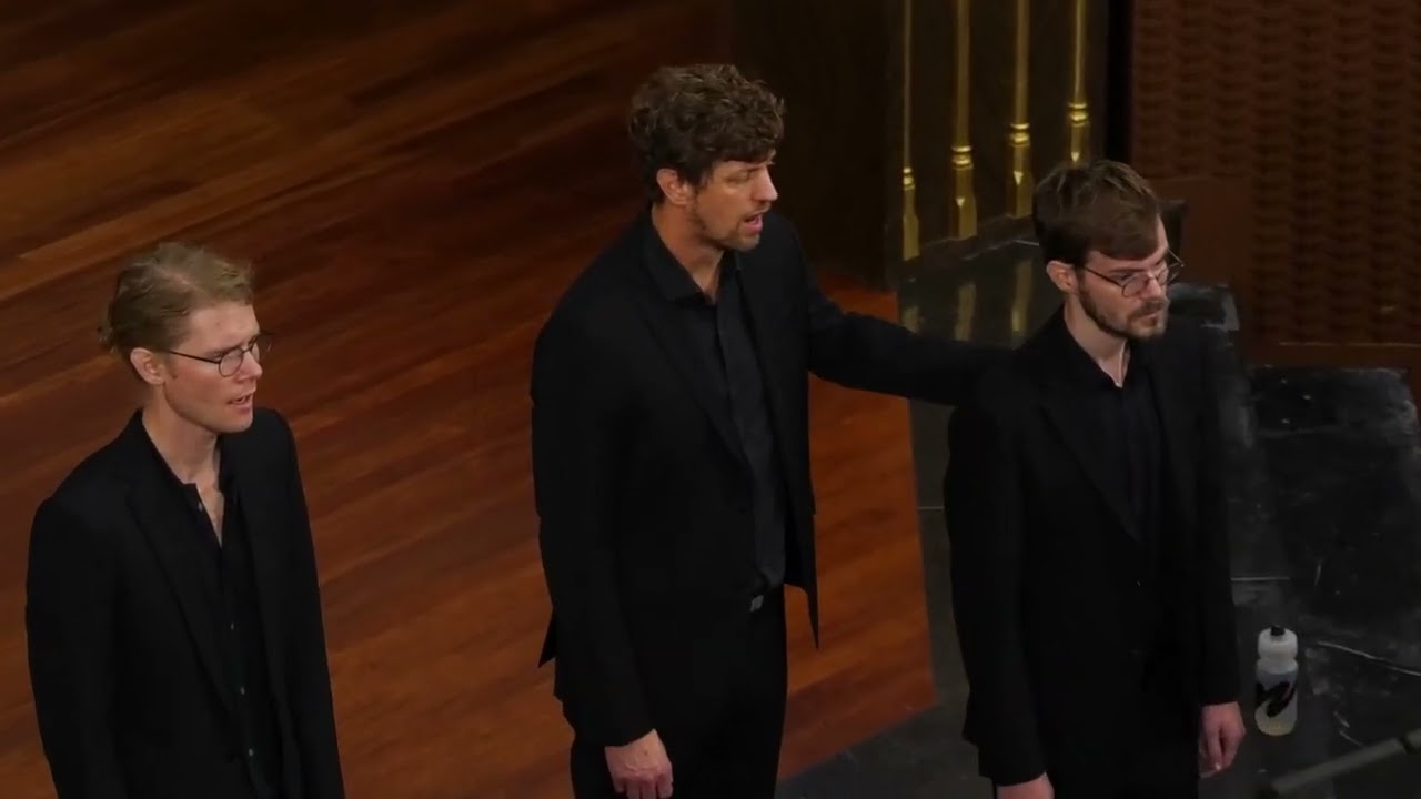 NED I VESTER SOLI GLADER, Trad. / arr. Grete Pedersen - SVANHOLM SINGERS