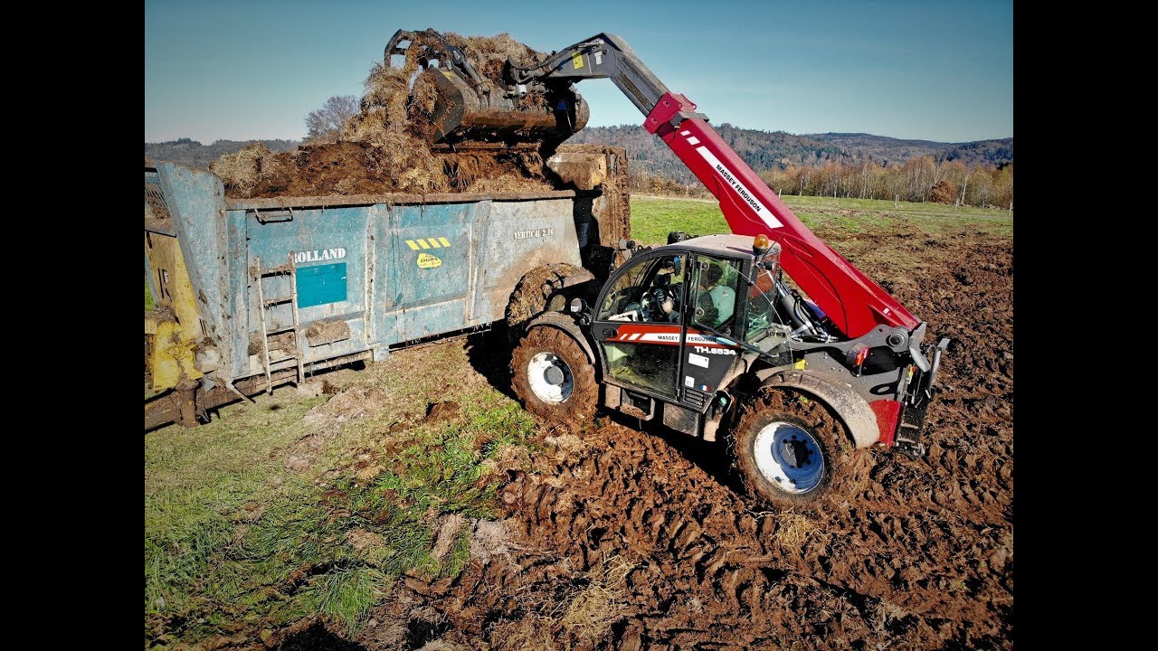 Nouveau Télescopique MASSEY FERGUSON en pleine action au fumier !