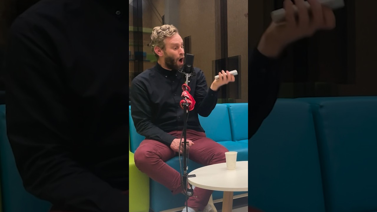 Wat je vind als je mag rondneuzen in de telefoon van Tim den Besten 🫣🎶💸