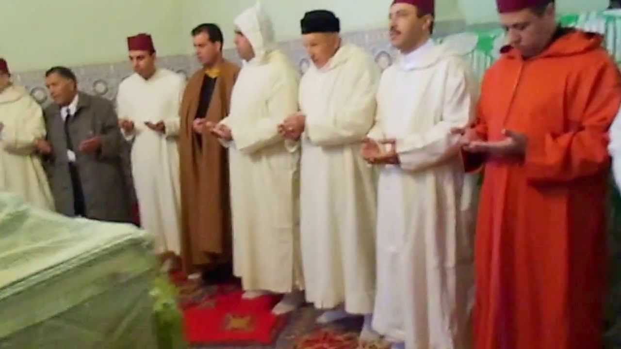 الاستقبال الذي خصص للوفد الرسمي بضريح أبي زيد بتاونات العتيقة بمناسبة عيد المولد النبوي الشريف