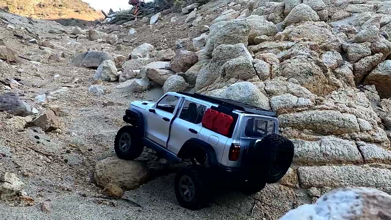 Tank300 beach trail / escale rc mn300
