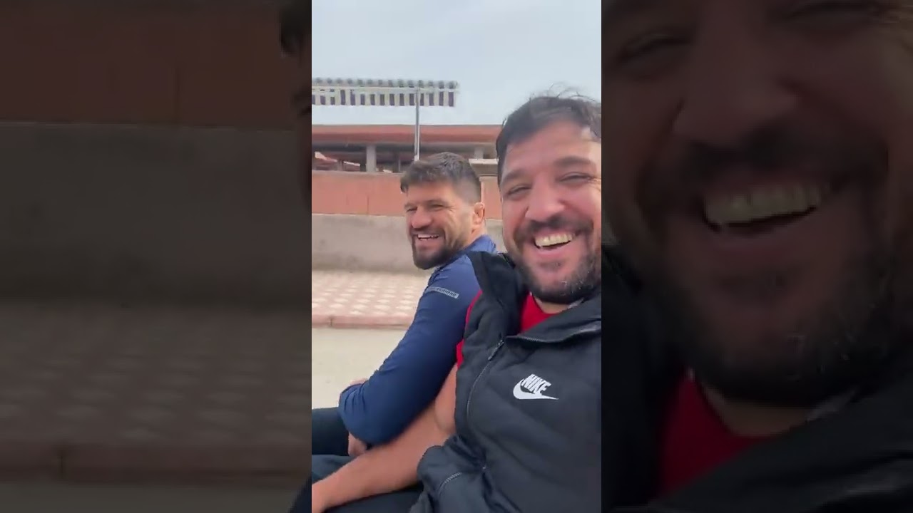 Recep Kara ve Şaban Yılmaz'ın Amasya Suluova'da, hacı amcamız eşliğinde güreş sahasına yolculuğu...