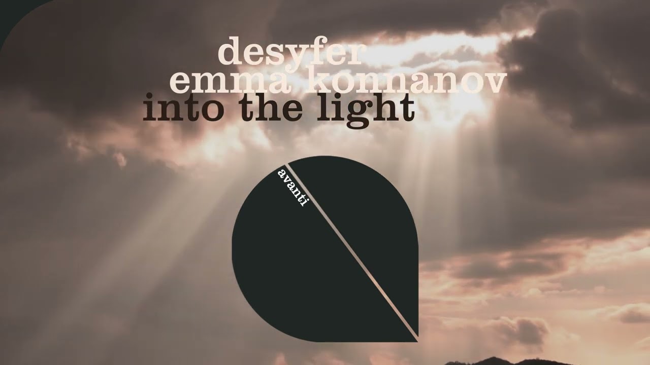 Desyfer & Emma Konnanov - Into The Light