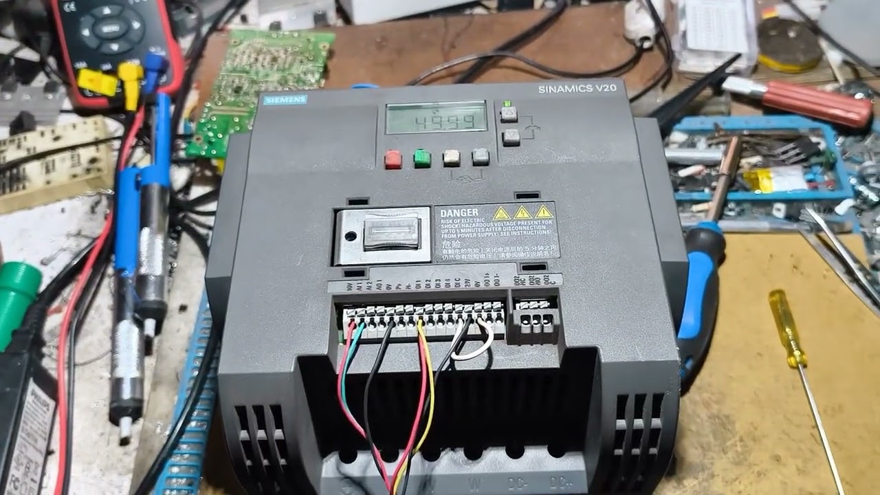 Siemens Sinamics V20 Fault: Input Capacitor Burst, No Display, MCB Tripped 