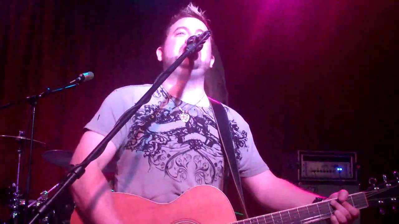 Glenn Mitchell - Livin' Our Love Song (10/24/2010 - San Bernardino, CA)