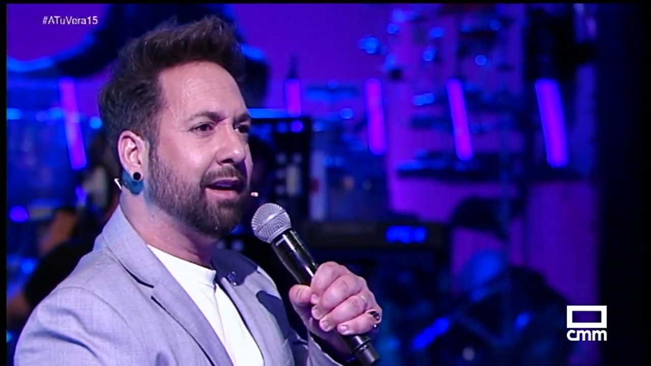 Actuación de Silverio con el tema 'La puerta de mi amor' | Gala 2 | A Tu Vera 15