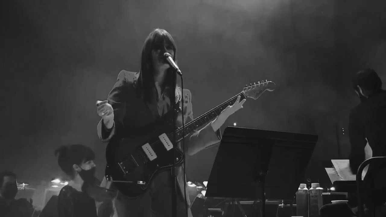 La Grenade - Clara Luciani et l'Orchestre Philarmonique de Radio France