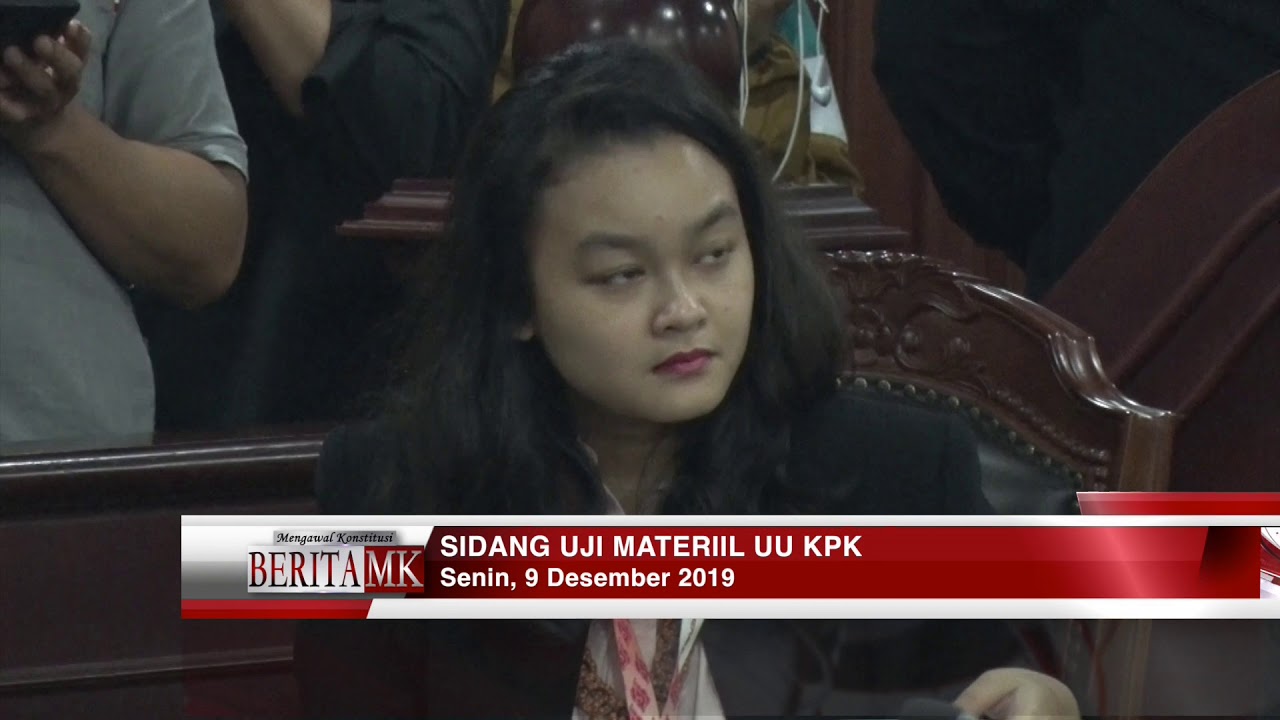 -Para Petinggi KPK Uji UU KPK