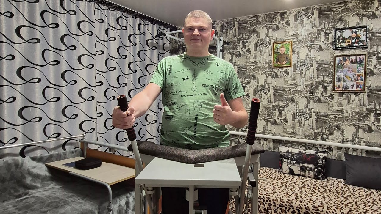 Ходьба в Шагоходе 🦵 Занимаюсь дома в Тренажёре 💪 [Андрей Хотенко]