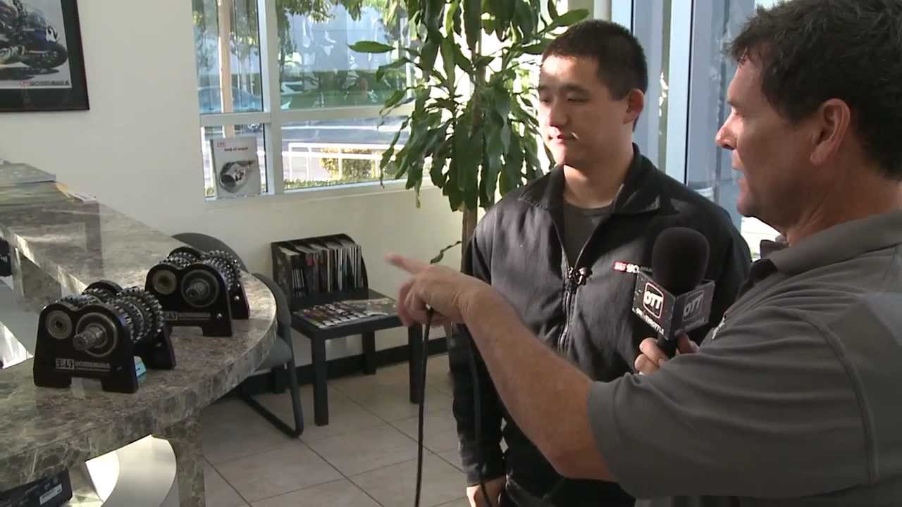 Экскурсия на производственное предприятие Yoshimura, занимающееся исследованиями и разработками.