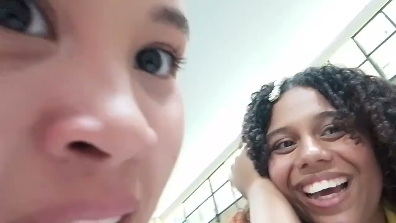 #ninguemaguentaescola 