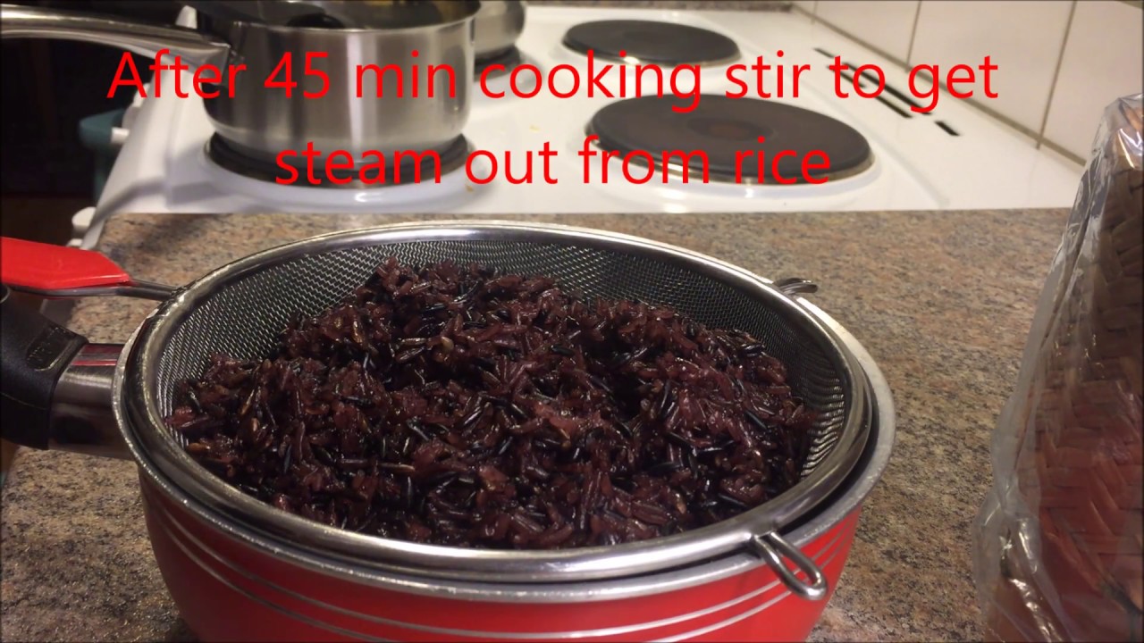 How to Steam Black Glutinous Rice ( Chong's Kitchen ).