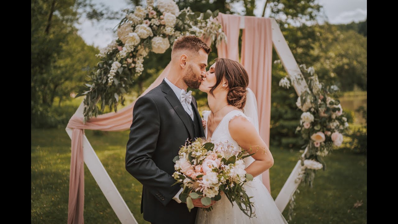 Romantické svatební video Mlýn Davídkov - Míša a Radim - VincFilms