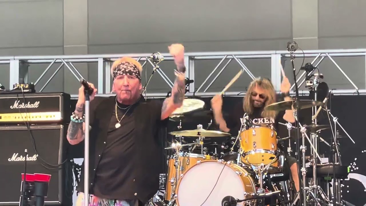 Jack Russell’s Great White - Mista Bone (Great White) live at Rock The Dam, Beaver Dam, KY 7/29/23