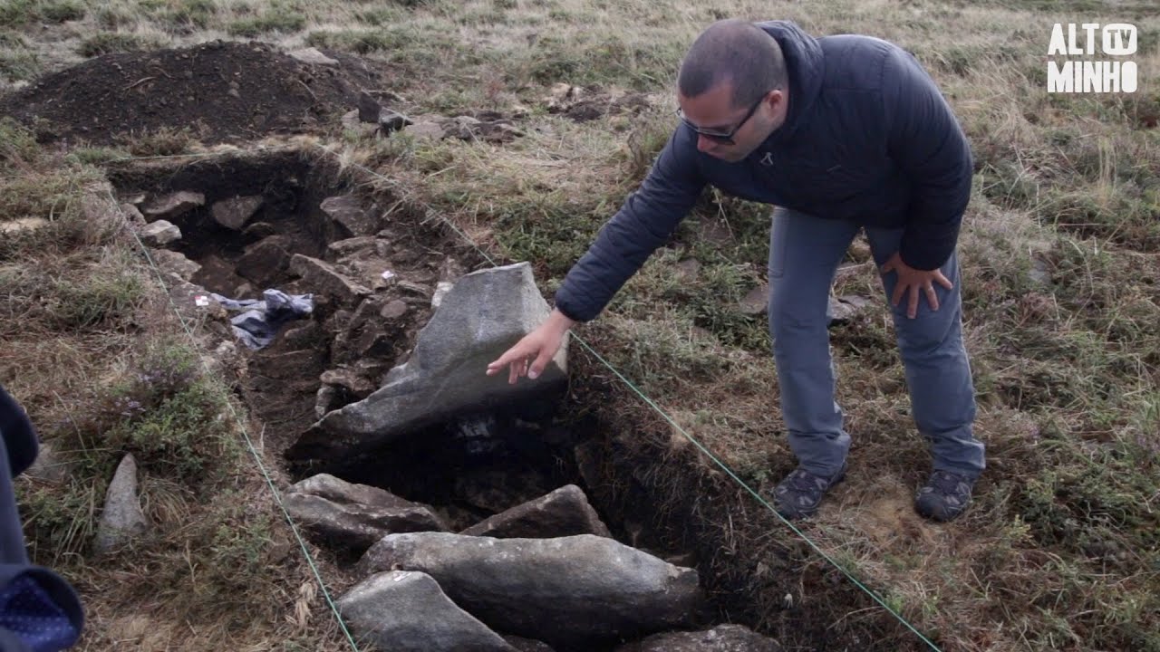 Arqueológos investigam presença de acampamento militar romano em Castro Laboreiro | Altominho TV