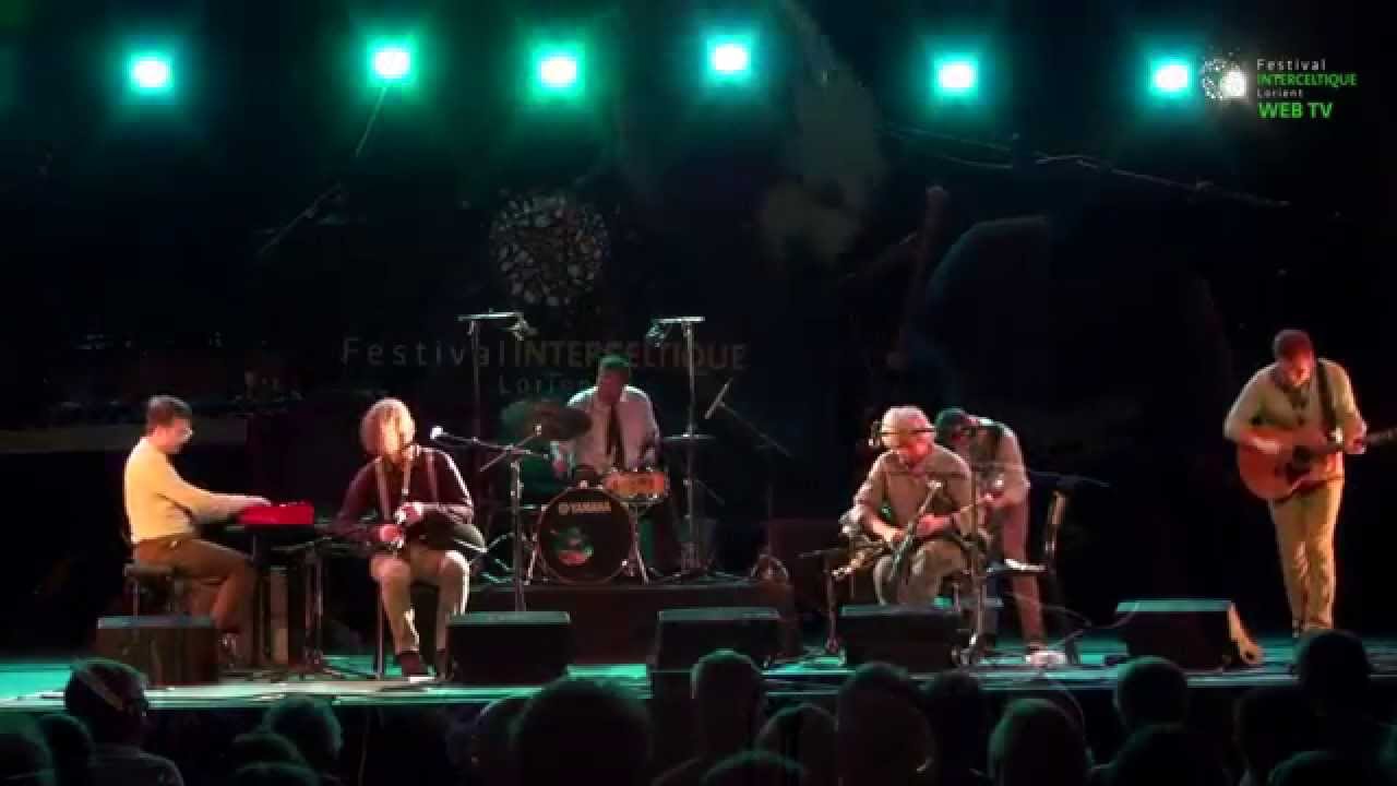 The olllam at Lorient Celtic Festival (Uilleann Pipes, Low Whistle)