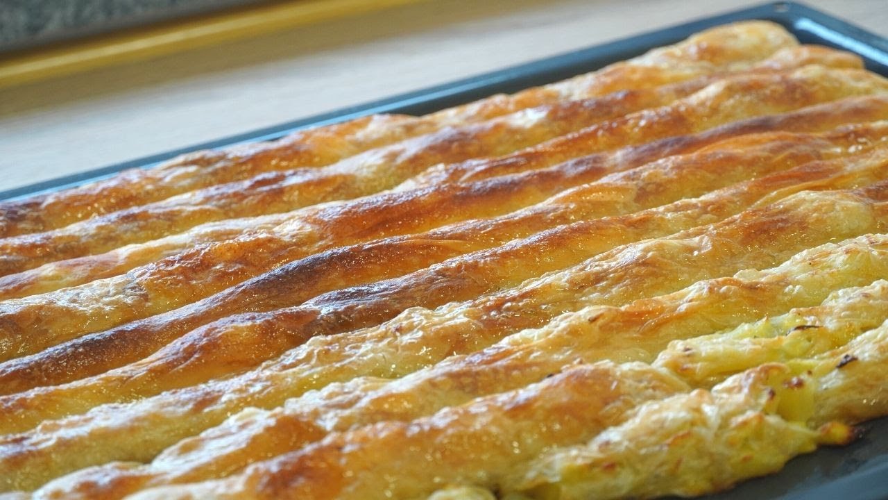 How to make Krompiruša (Bosnian pita filled with potatoes) 🇧🇦🥔✔️😍| Krompiruša ili pita sa krompirom