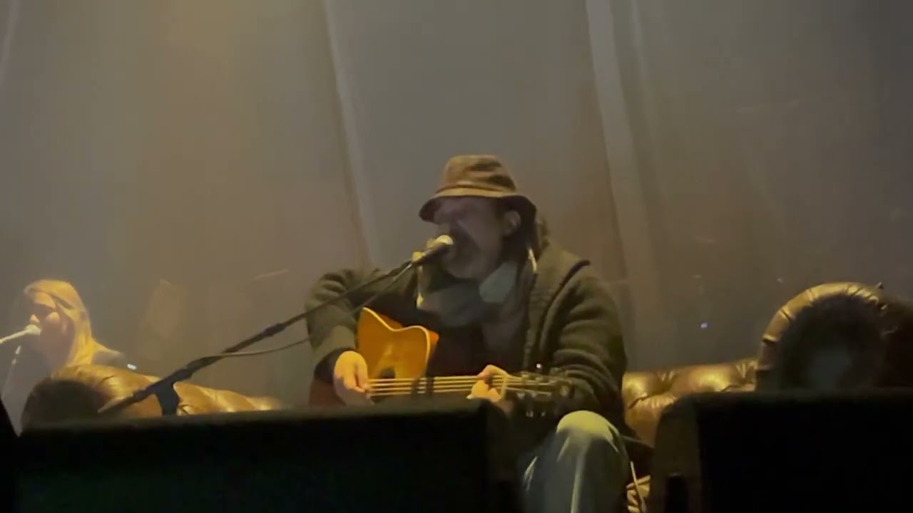 Saez «  Lindsay » Lyon Halle Tony Garnier le 27/03/25 💕😍🙏