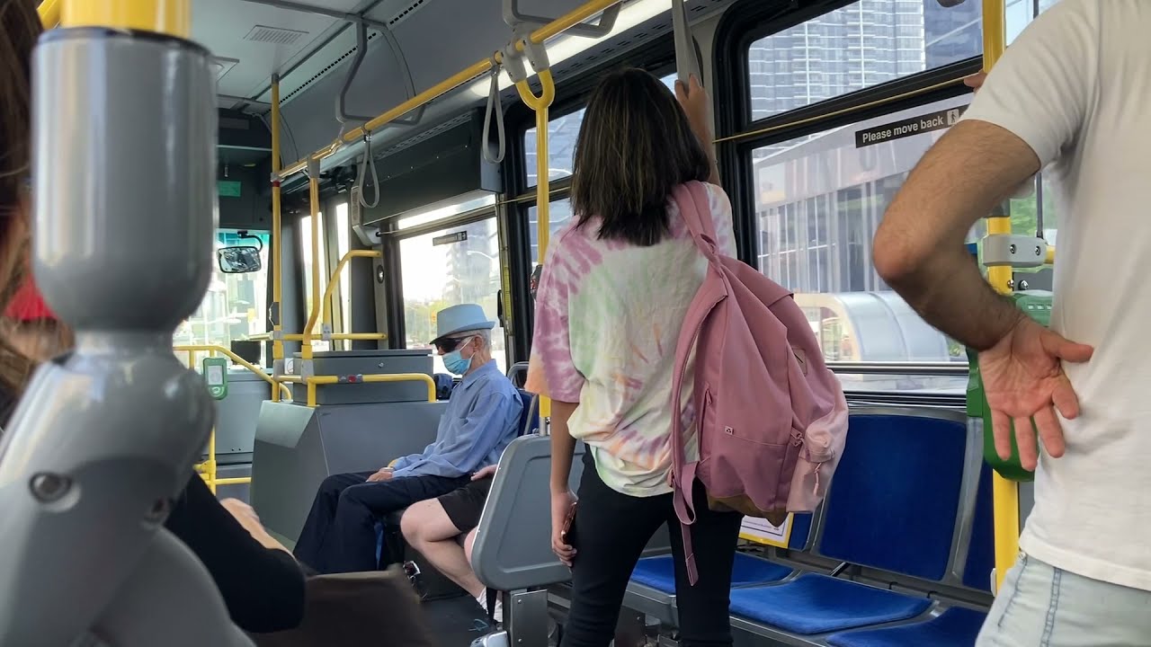 Toronto TTC Bus Ride on the 84 Sheppard West  08/04/2021