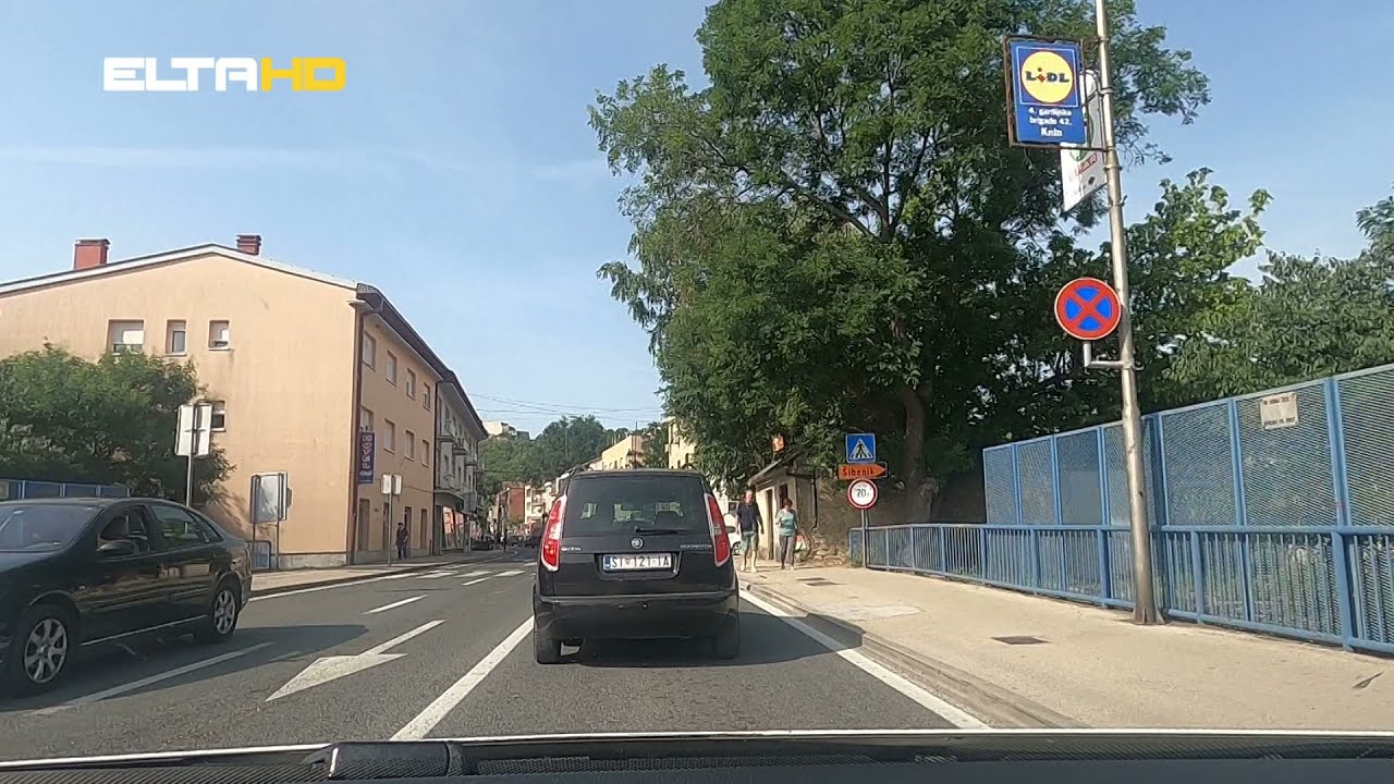 KNIN - Voznja gradskim ulicama