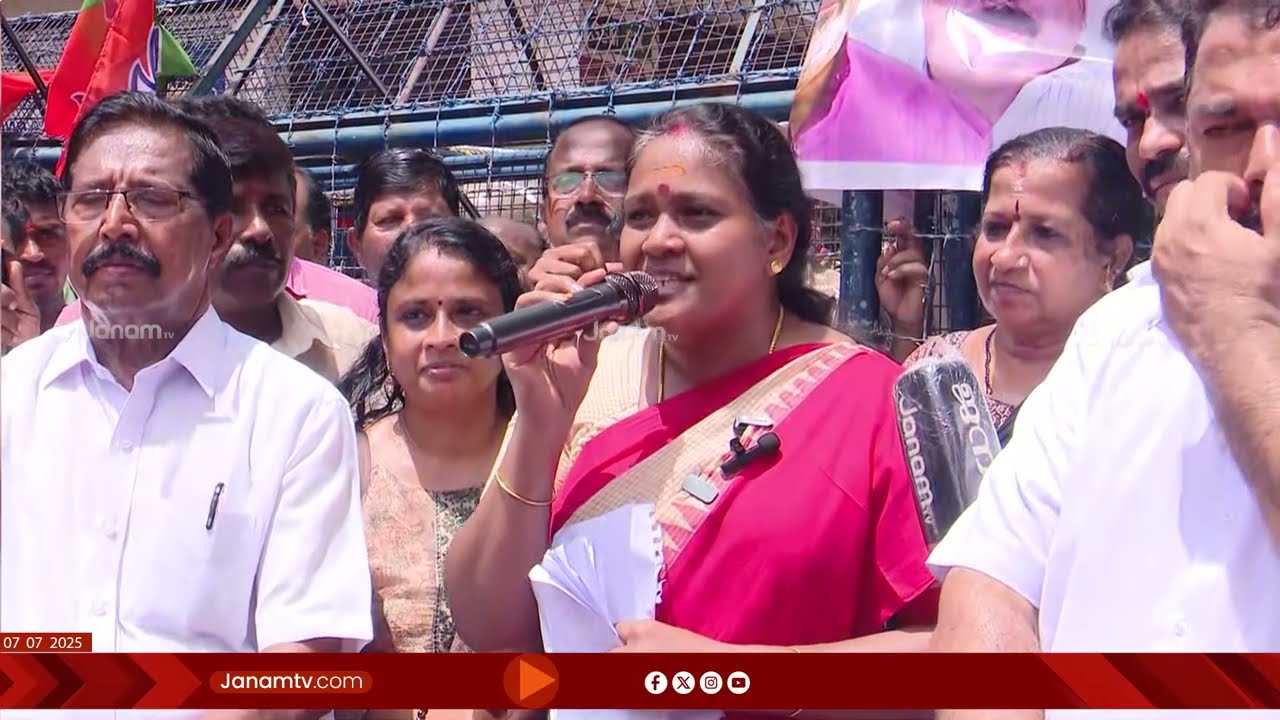ചുമതല 10 ദിവസത്തേക്ക് കൈമാറാൻ പോലും മുഖ്യന് ധൈര്യമില്ല; ഇത് കേരളത്തിൽ മാത്രം: ശോഭാ സുരേന്ദ്രൻ