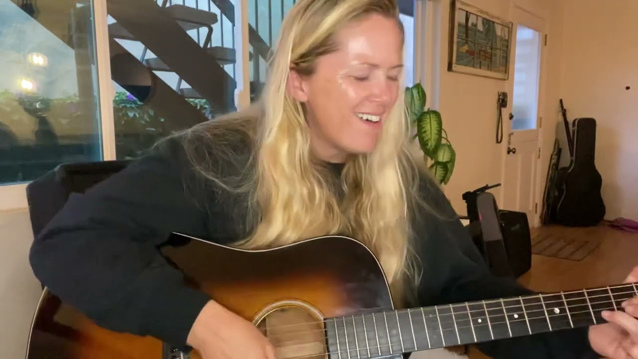 Harvest Moon (Cover by Kim Johnson)