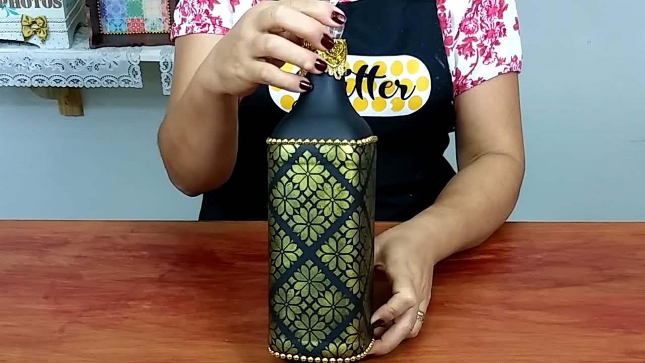 UAU!!!! Garrafa decorada - Será que é Renda? - Artesanato