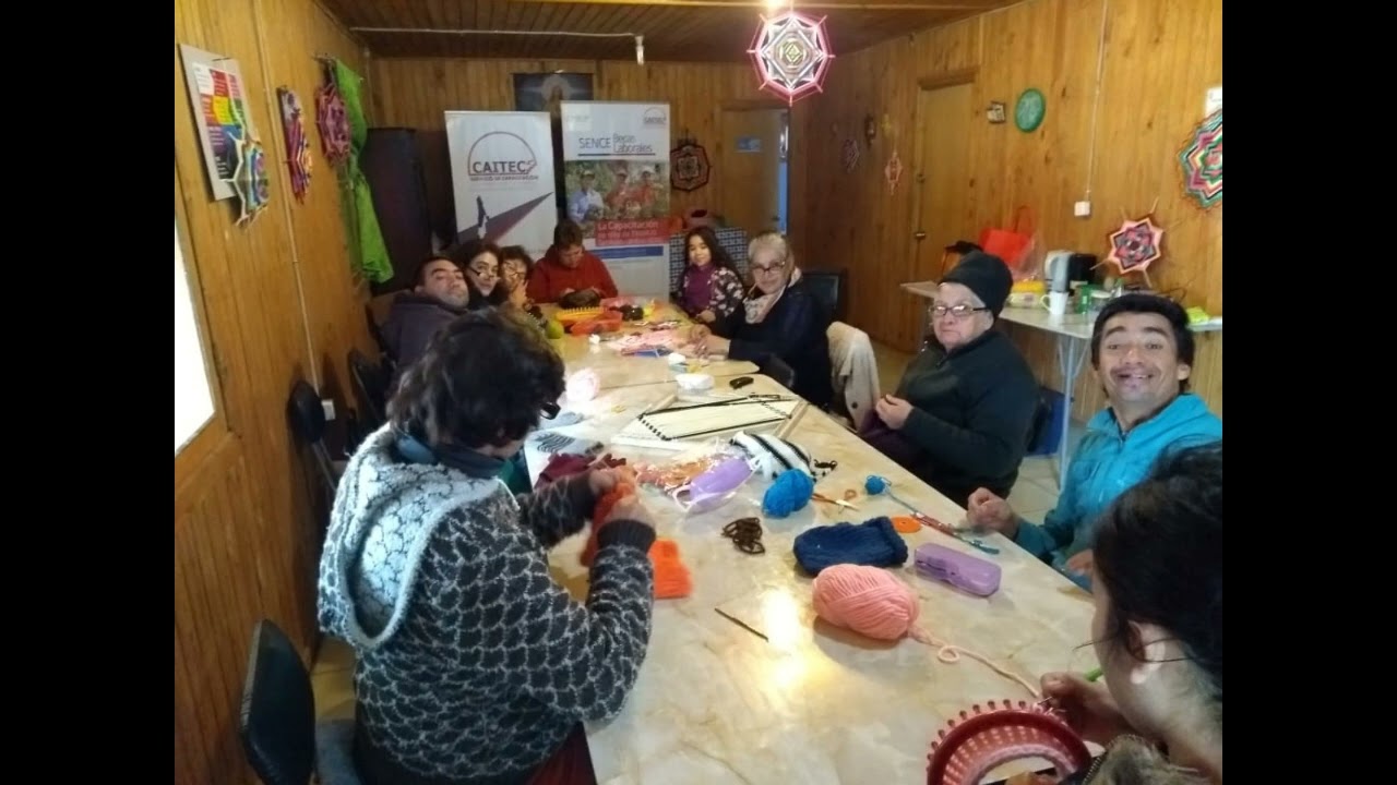 Realización de Telares en lanas y mándalas personas en situación de discapacidad Comuna de Alhue.