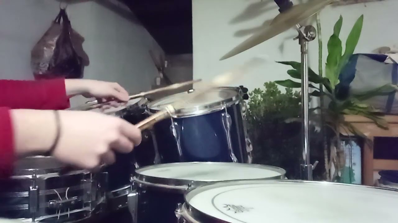Mixing modern drumming ideas with UK drill beat type of rhythm 🥁