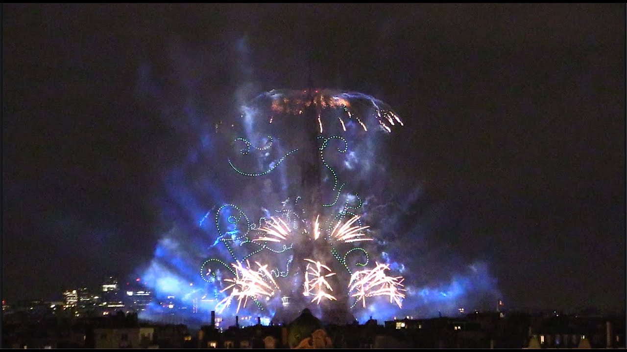 Feu d'artifice complet du 14 juillet 2025 à la Tour Eiffel