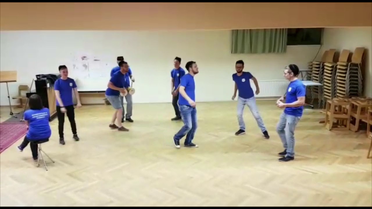 Fäaschtbänkler - Can you english please (Schuhplattler und Volkstanzgruppe Wiesmath)