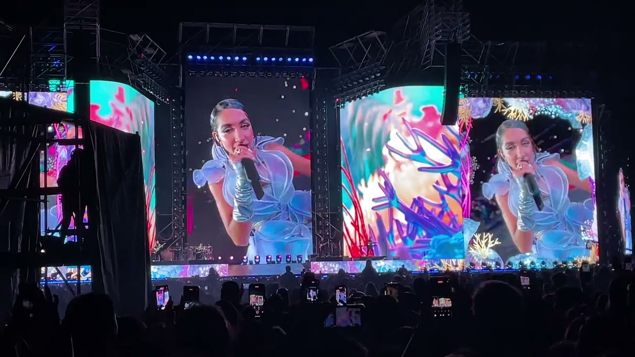 María Becerra - Piscina (Estadio Monumental)