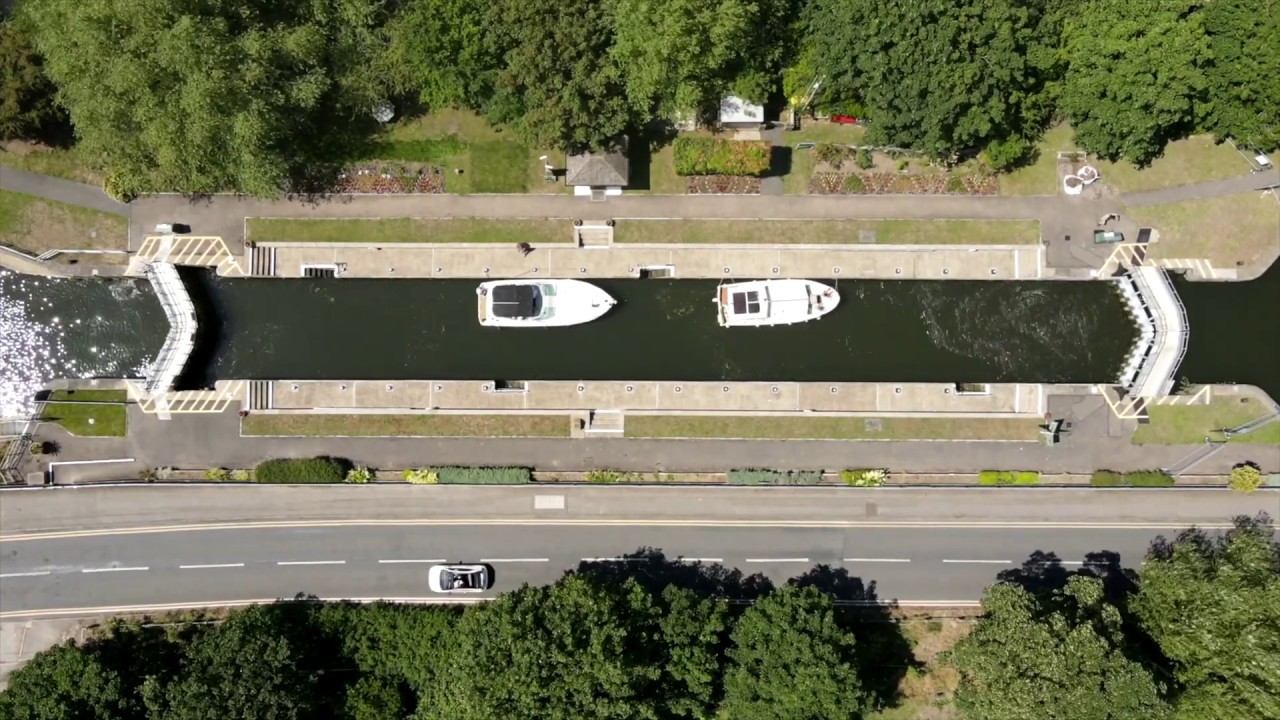 Chertsey by Drone 4K