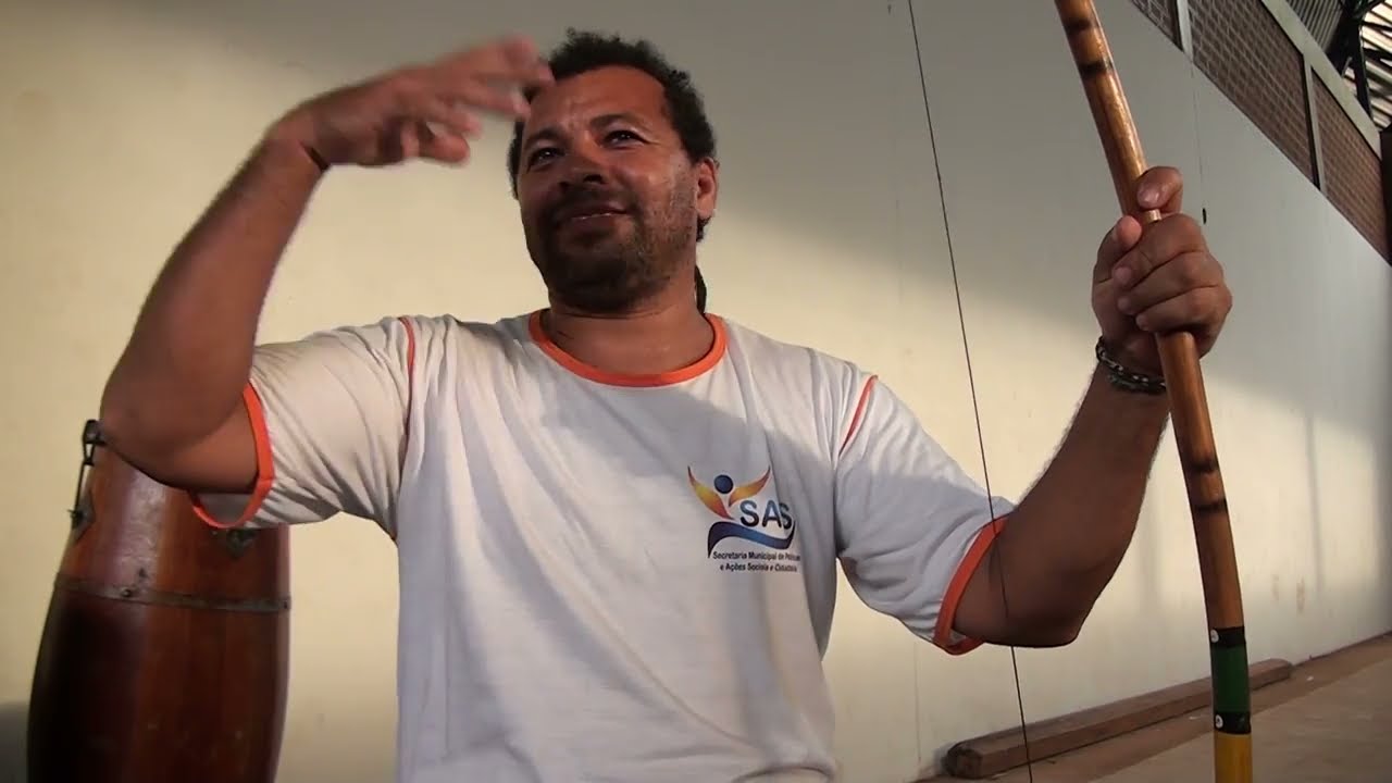 Mestre Pequeno depoimento, na UFMS; Capoeira Angola; História Camuanga, resistência e persistência.
